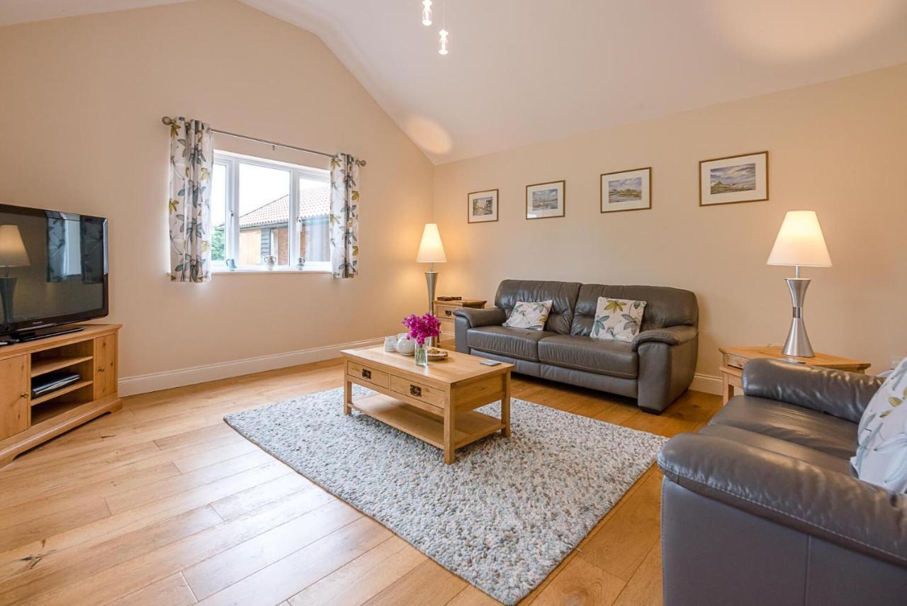 Grove Farm Bungalow With Swimming Pool, Dallinghoo Woodbridge Buitenkant foto